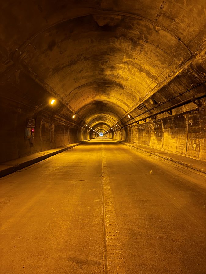 国道３７１号（紀見隧道）　道路メンテナンス工事